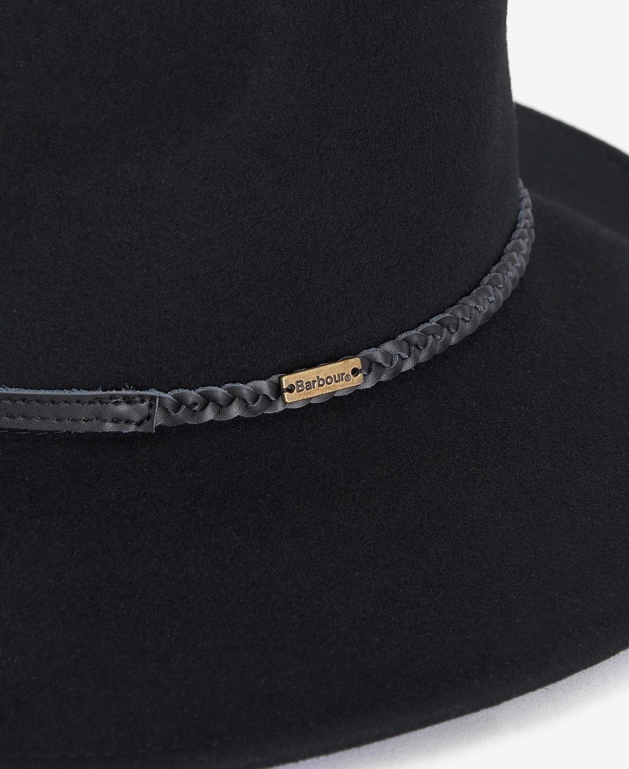tack fedora