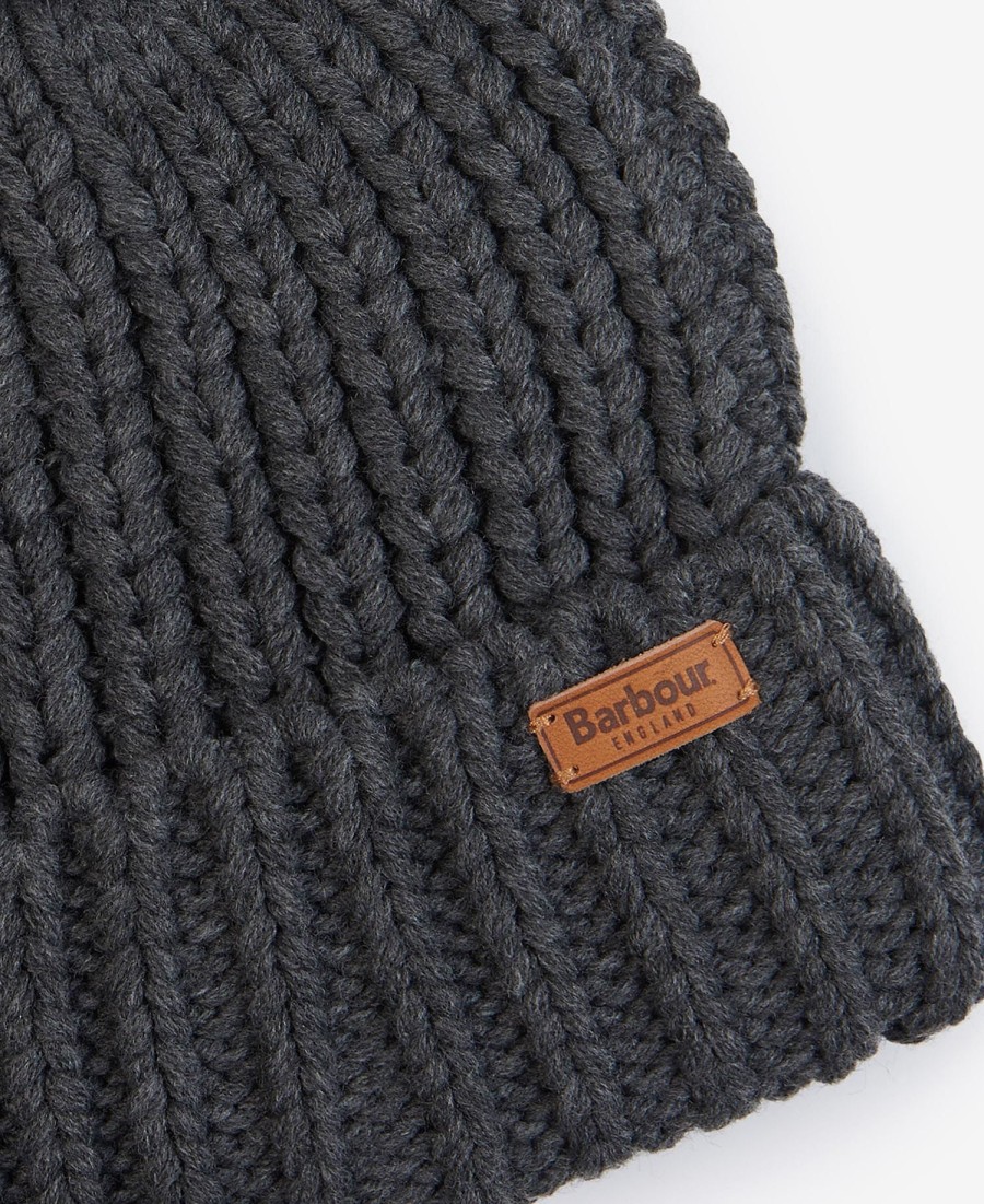 beanie saltburn