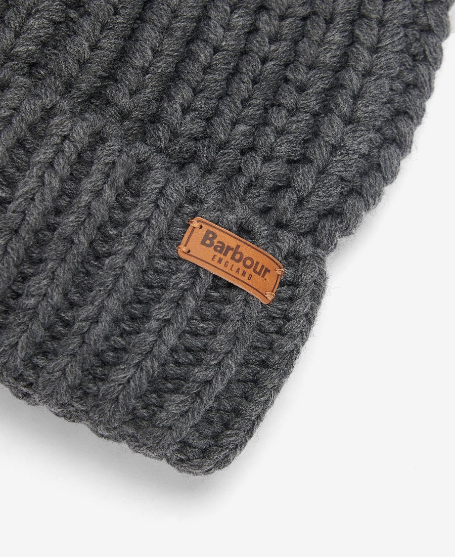 beanie saltburn