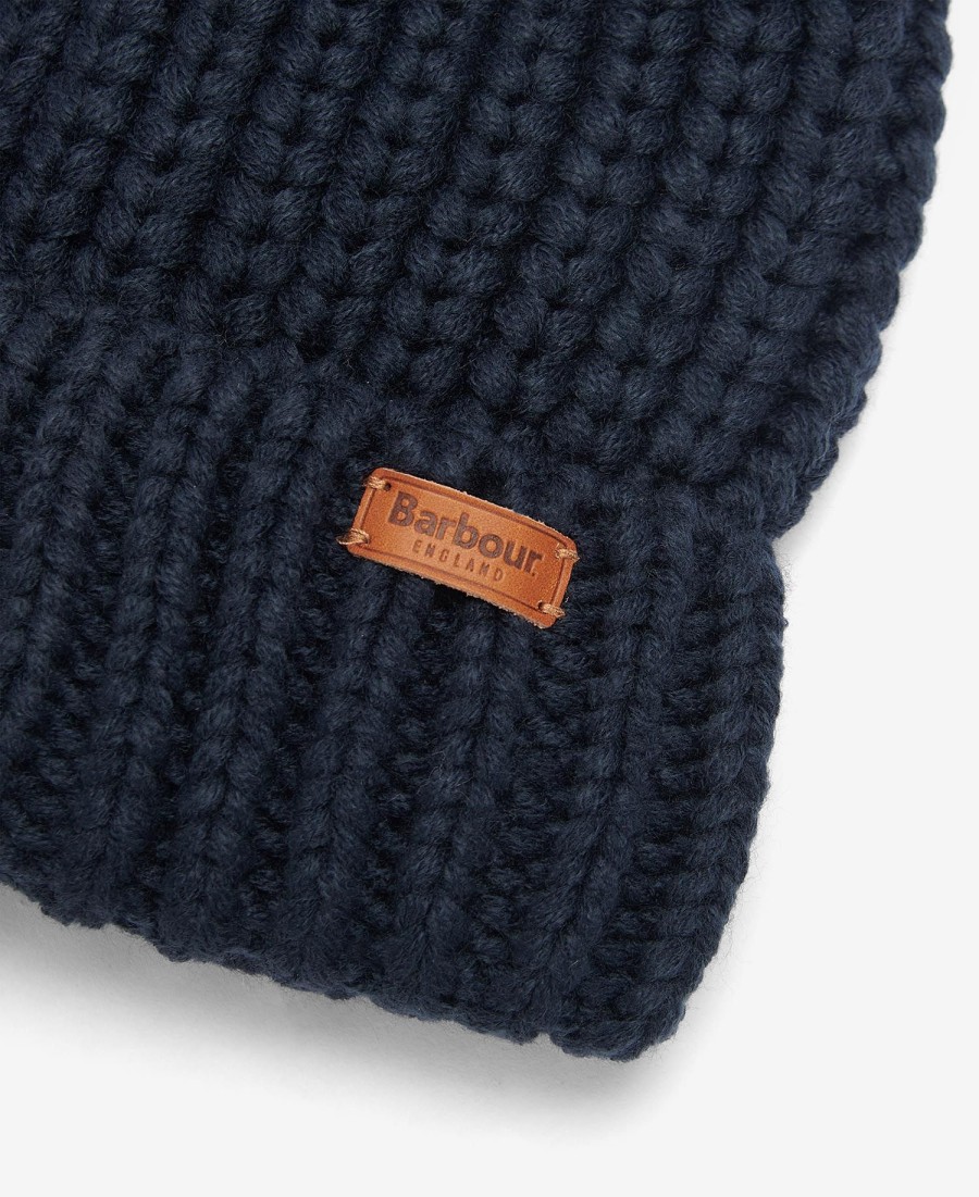 beanie saltburn
