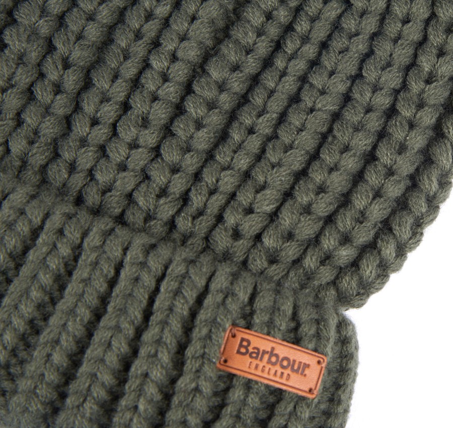beanie saltburn